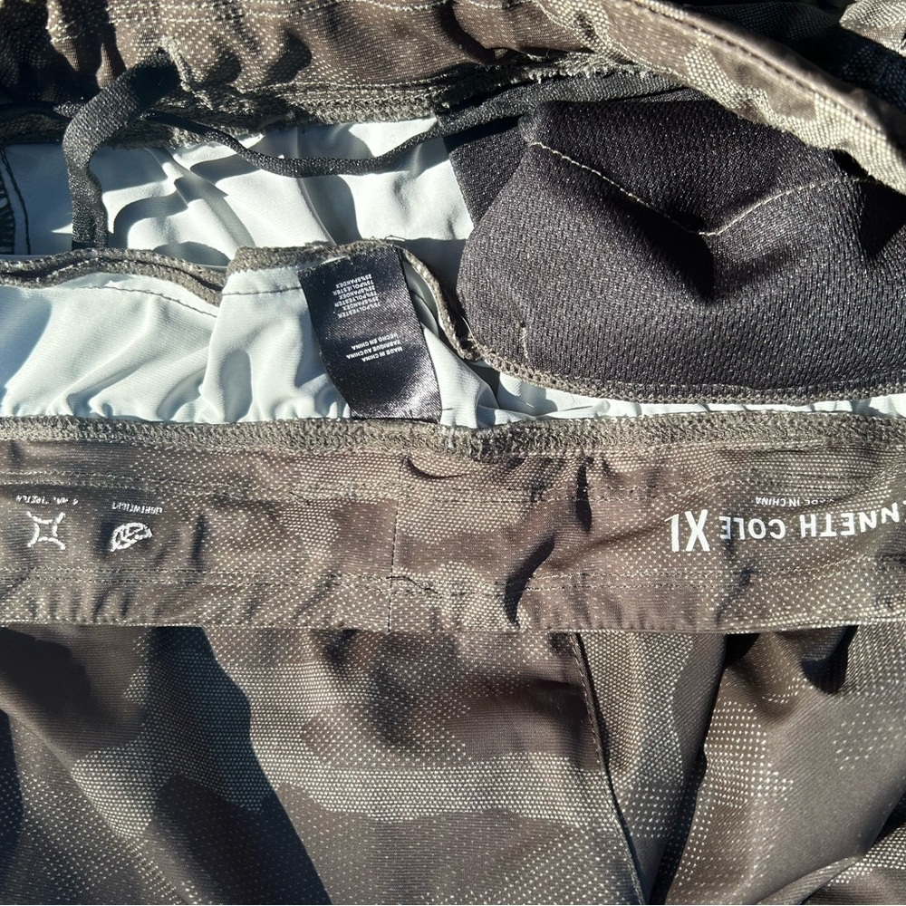 Kenneth Cole camouflage shorts - Picture 5 of 5